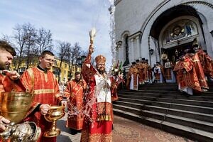 Божественная литургия в Преображенском соборе города Люберцы