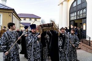 Утреня с чином погребения в Троицком кафедральном соборе Подольска