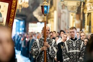 Утреня с чином погребения в Троицком кафедральном соборе Подольска