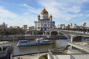 Великая вечерня в Храме Христа Спасителя в Москве