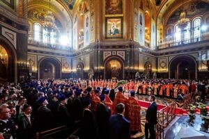 Великая вечерня в Храме Христа Спасителя в Москве