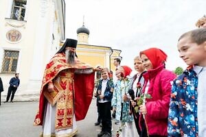 Архиерейское богослужение в день обретения мощей преподобного Давида Серпуховского в Давидовой пустыни