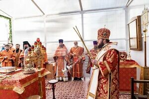 Архиерейское богослужение во Введенском Владычнем монастыре Серпухова