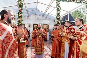 Архиерейское богослужение во Введенском Владычнем монастыре Серпухова