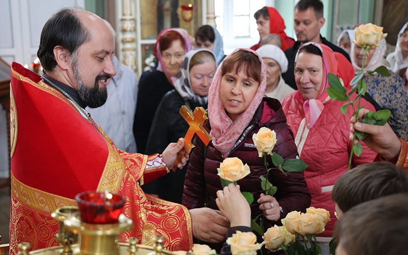 Праздник в Тихвинском храме г. Ступино в Неделю жен-мироносиц