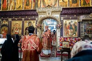 Праздник жен-мироносиц во Владычнем женском монастыре Серпухова