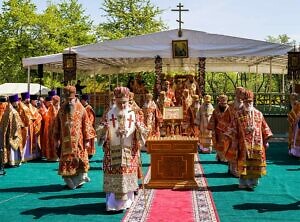 Святейший Патриарх Кирилл совершил Литургию на Бутовском полигоне