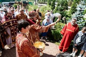 Архиерейское богослужение в храме великомученицы Марины в посёлке Битца