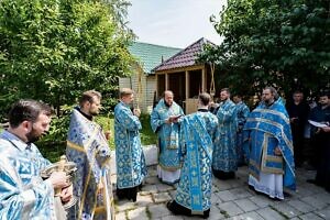 Божественная литургия в храме Рождества Христова в селе Щеглятьево