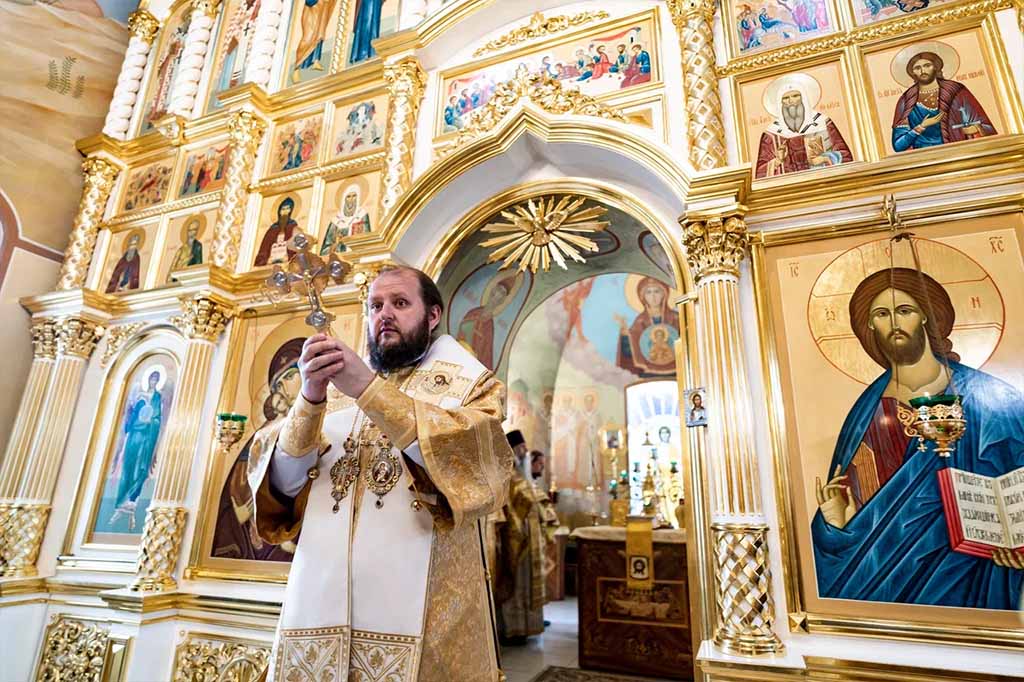 Божественная литургия в Иоанно-Предтеченском храме города Чехова