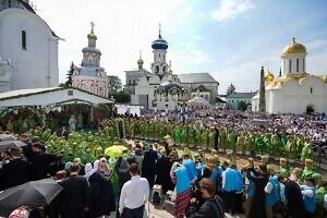 Патриаршее богослужение в Свято-Троицкой Сергиевой лавре