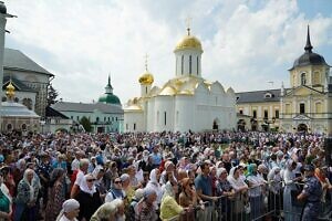 Патриаршее богослужение в Свято-Троицкой Сергиевой лавре