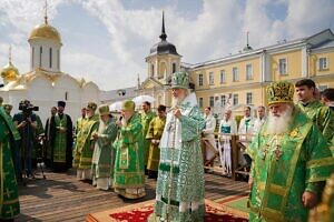 Патриаршее богослужение в Свято-Троицкой Сергиевой лавре