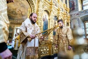 Воскресное богослужение в Троицком кафедральном соборе Подольска 16 07 2023