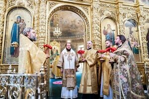 Воскресное богослужение в Троицком кафедральном соборе Подольска 16 07 2023