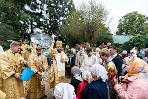 Божественная литургия в Спасском храме села Прохорово