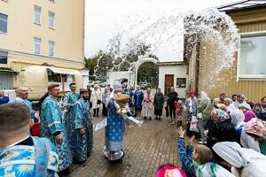 Божественная литургия в Троицком кафедральном соборе г. Подольска