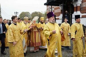 Святейший Патриарх Кирилл совершил освящение Троицкого храма в Коломне