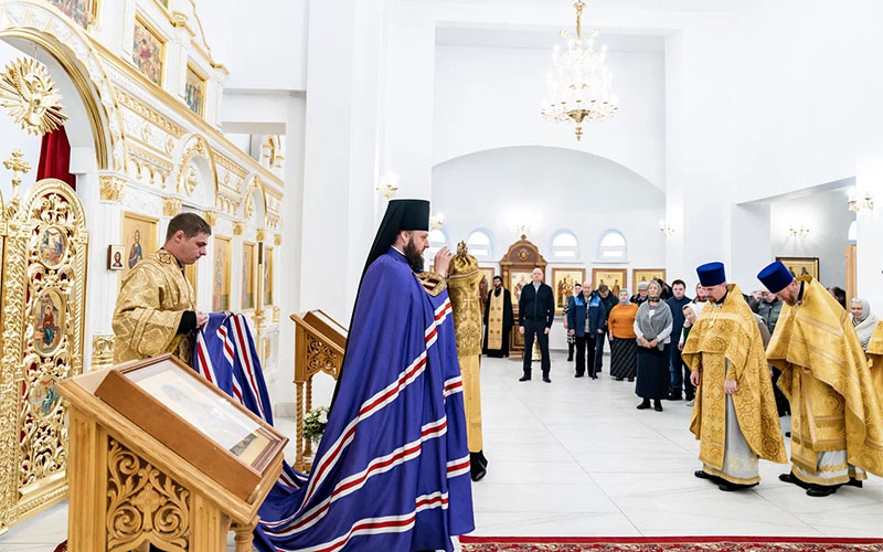 Божественная литургия в храме Всех святых, в земле Русской просиявших города Ступино