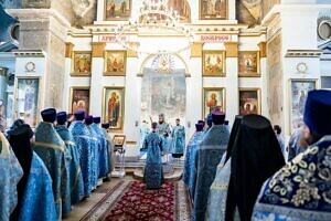 Престольный праздник Скорбященского храма посёлка Шарапово