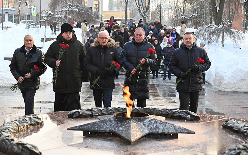 Митинг в городе Видное в честь годовщины начала контрнаступления советских войск в битве под Москвой