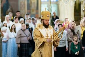 Архиерейское богослужение во Всехсвятском храме города Серпухова