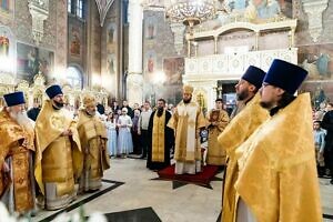 Архиерейское богослужение во Всехсвятском храме города Серпухова