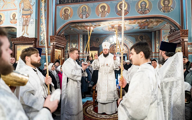 Божественная литургия в соборе Всех Святых в земле Российской просиявших города Домодедово