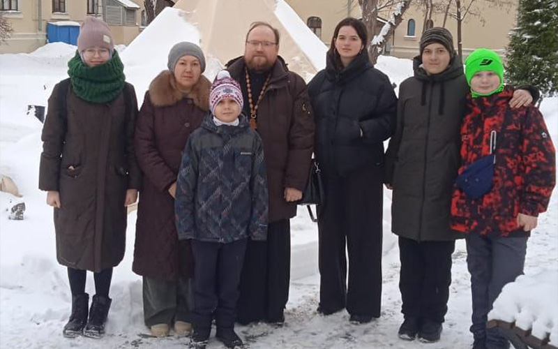 Поездка учащихся воскресной школы в Центральную клиническую больницу святителя Алексия