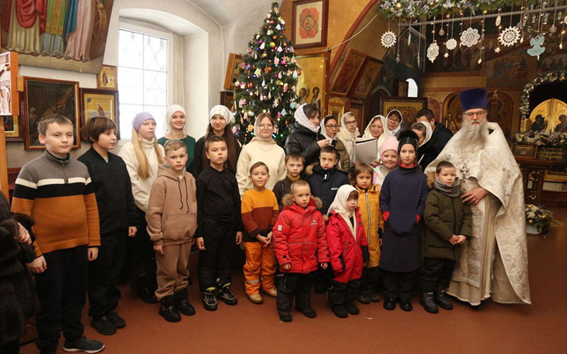 Рождество Христово в Никольском храме села Лямцино