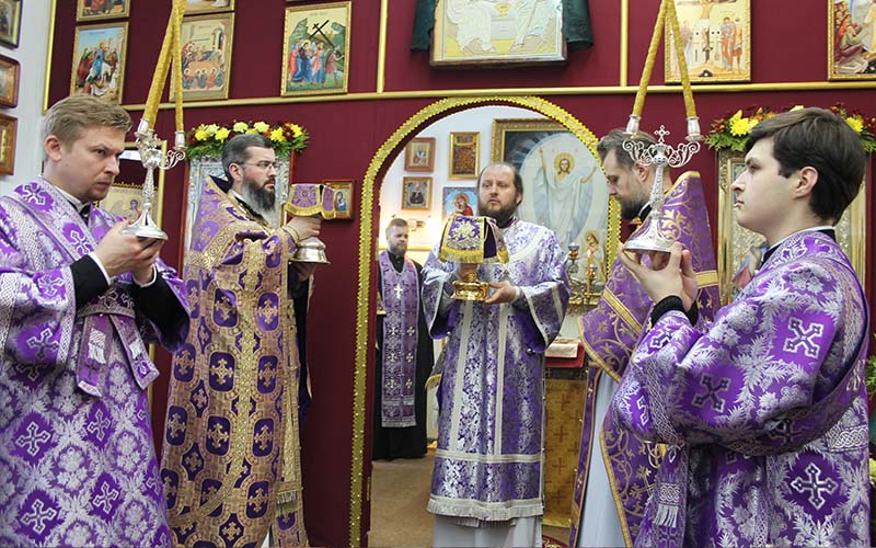 Архиерейское богослужение в храме Сорока Севастийских мучеников города Чехов-2