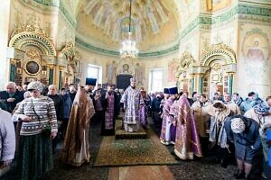 Архиерейское богослужение в Троицком храме деревни Коледино г.о. Подольск