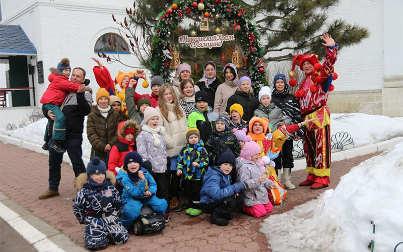 Масленичные гуляния в Никольском храме села Лямцино