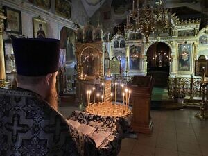 Молебен о страждущих от зависимостей в Свято-Троицком храме города Люберцы