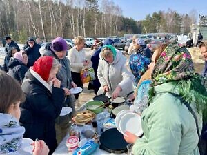 Праздник Масленицы в Знаменском храме в Старой Кашире города Ступино