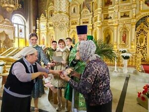 Акция «Подарок к Пасхе» в Серпухове