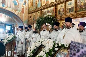 Архиерейское богослужение в Богородицерождественском храме посёлка Васькино г.о. Чехов