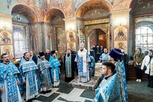 Архиерейское богослужение в Успенском храме города Видное