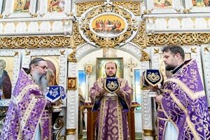 Архиерейское богослужение во Всехсвятском храме мкрн. Климовска г.о. Подольск