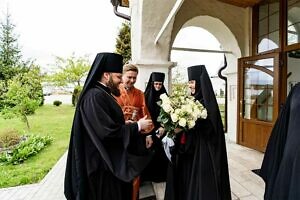 Архиерейское богослужение в Белопесоцком женском монастыре города Ступино