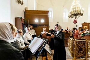 Архиерейское богослужение в Белопесоцком женском монастыре города Ступино