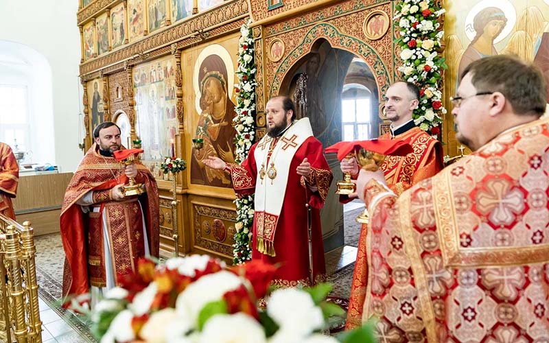 Архиерейское богослужение в Белопесоцком женском монастыре города Ступино