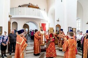 Архиерейское богослужение в Иоанно-Богословском храме села Сынково г.о. Подольск