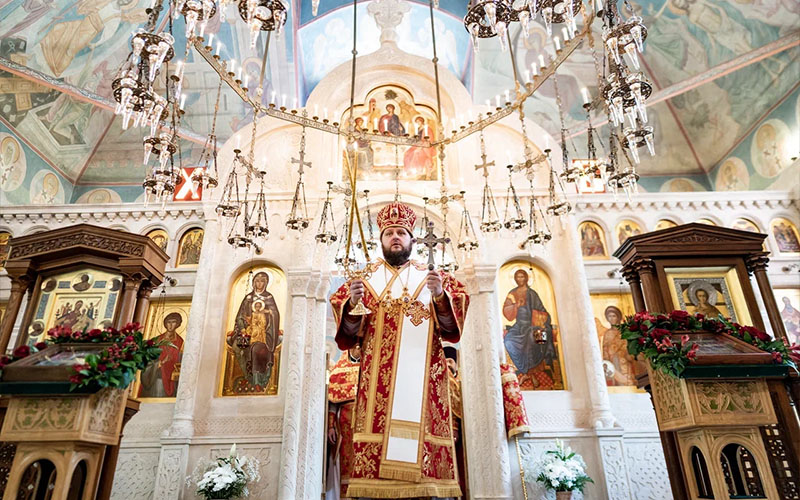 Архиерейское богослужение в Михаило-Архангельском храме города Пущино