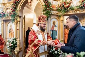 Архиерейское богослужение в Петропавловском храме города Лыткарино