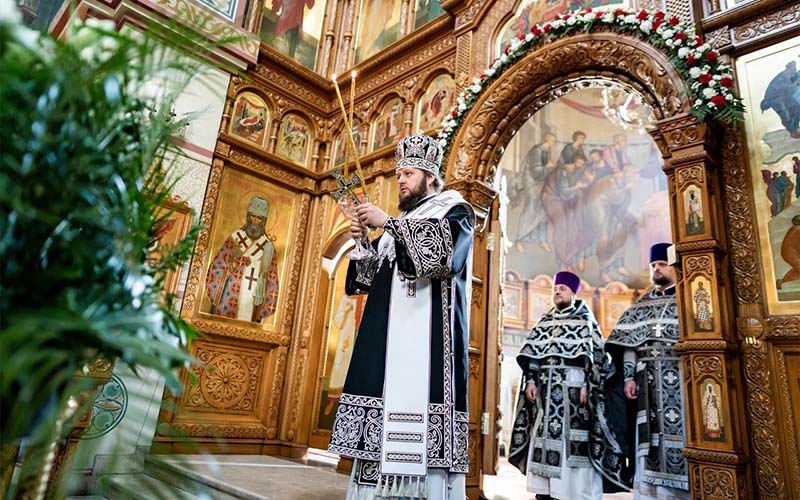 Архиерейское богослужение в Преображенском соборе города Люберцы-04-05-2024