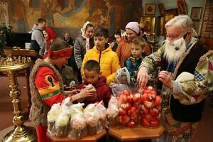 Пасхальный праздник в Никольском храме села Лямцино