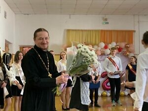 Последние звонки в Верзиловской и Жилёвской  средних общеобразовательных школах