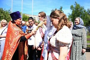 Торжественная линейка в православной гимназии