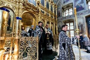 Утреня Великого Пятка в Троицком кафедральном соборе Подольска